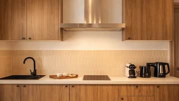 Appartement Supérieur, vue cour intérieure | Cuisine privée