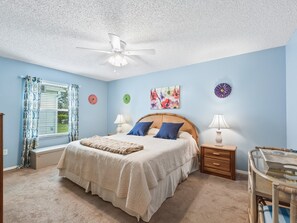 2 bedrooms, iron/ironing board, Internet, bed sheets