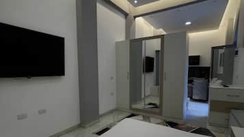 2 bedrooms, bed sheets