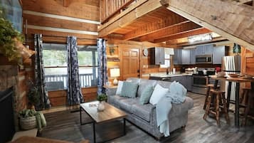 Cabin | Iron/ironing board, free WiFi