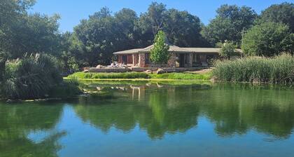 Historic Reagan Ranch Enjoyable 2-bedroom "The Buffalo" house in Murrieta