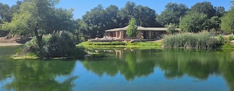 Historic Reagan Ranch Enjoyable 2-bedroom "The Buffalo" house in Murrieta