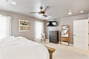 3 bedrooms, iron/ironing board, travel cot, WiFi