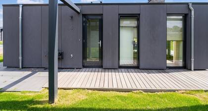 Holiday Home Near Kaag Lakes and Leiden Canals