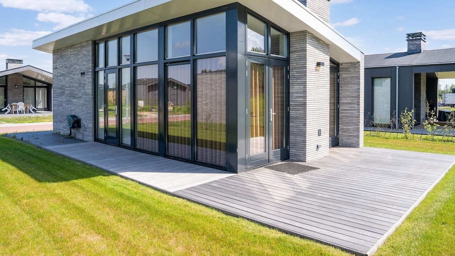 Holiday Home in Oud Ade Near Kaag Lakes