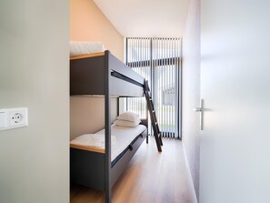House | 2 bedrooms, bed sheets