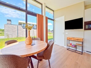 House | Dining