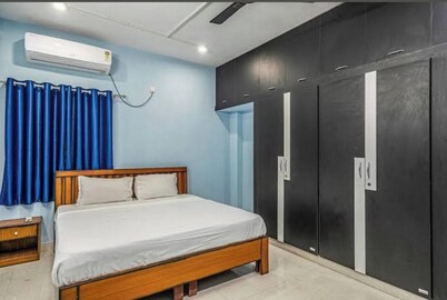 Charming 2-bedroom apartment in wonderful Hyderabad with AC, WiFi