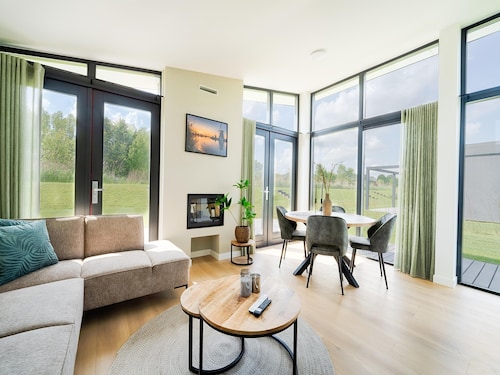 Holiday Home in Oud Ade Near Kaag Lakes