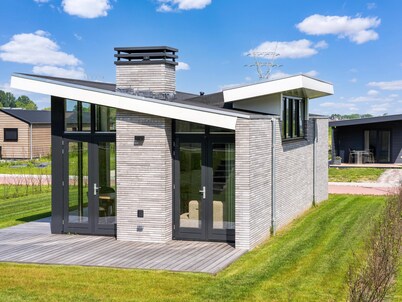 Holiday Home in Oud Ade Near Kaag Lakes