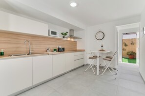 Microwave, stovetop, dishwasher, coffee/tea maker - Home2Book Quiet Retreat with Patio & Roof Access (Vecindario)