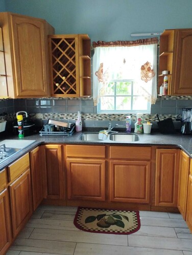 3-bedroom house in, Paynters ,  short walk to the Sir Vivian Richards Stadium.