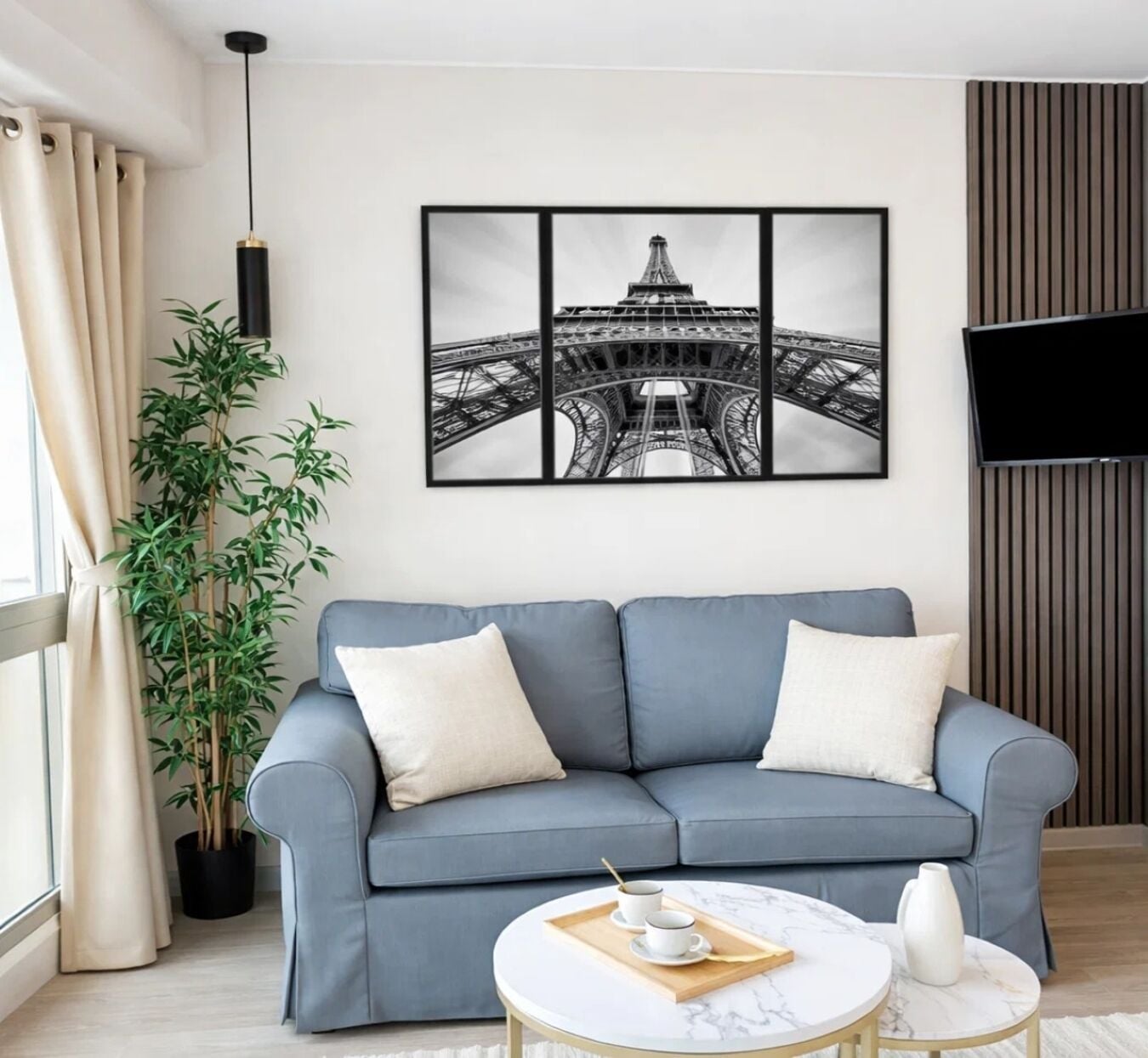 Deluxe Studio, City View | Living area | 80-cm Smart TV with digital channels