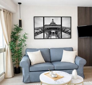 Deluxe Studio, City View | Living area | 80-cm Smart TV with digital channels