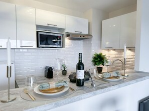 Deluxe-studiolejlighed - byudsigt | Privat køkken | Espressomaskine, elkedel, brødrister, fryser