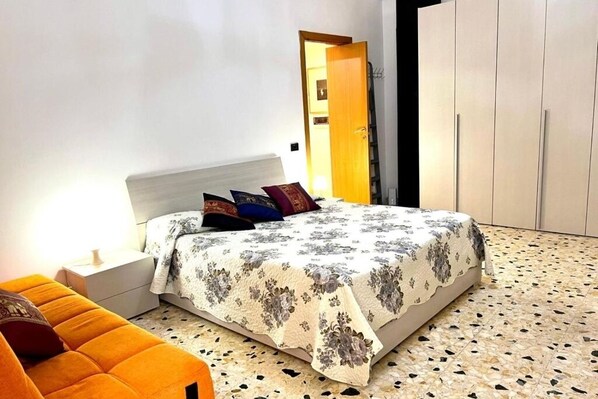 2 間睡房、熨斗/熨衫板、免費 Wi-Fi、床單