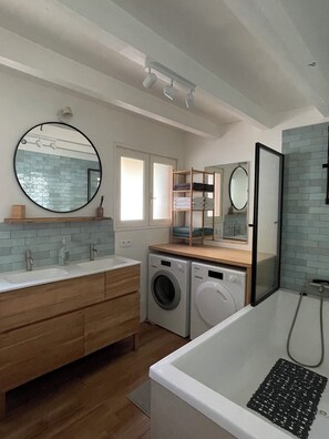 Hair dryer, towels, soap, toilet paper