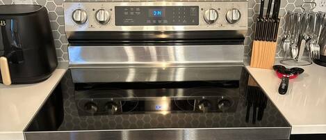 Microwave, oven, stovetop, dishwasher