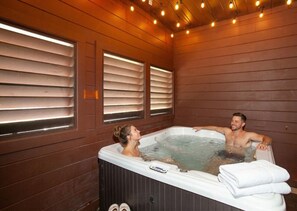 Indoor spa tub