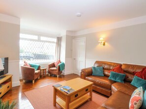 Living area - Highland House (Sheringham)
