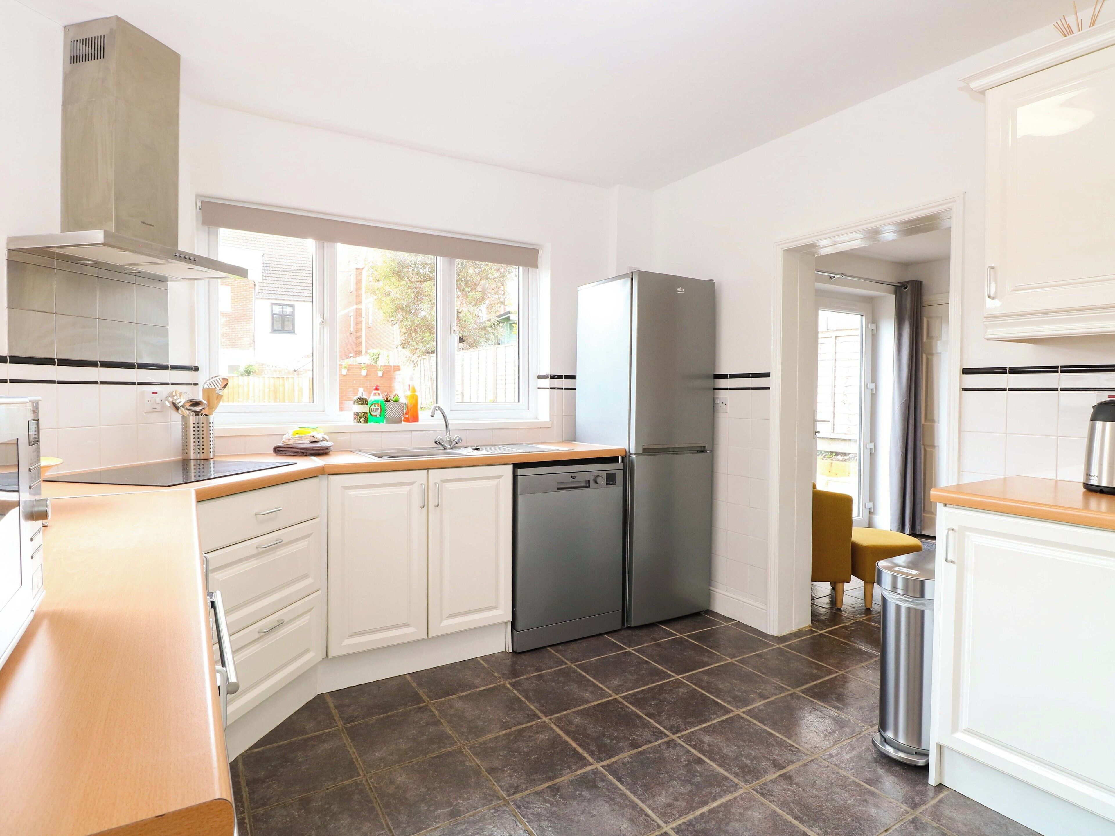 洗碗機、鍋具/餐盤/廚房用品