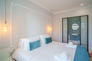 Apartment | 2 bedrooms, iron/ironing board - Feel Porto Downtown Charming Apartment II (Porto)