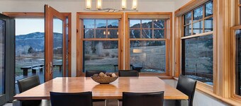 5 BR Aspen Summer Rental - 5 Mins to Town, on 1+ Acre w/ Pond & Tennis