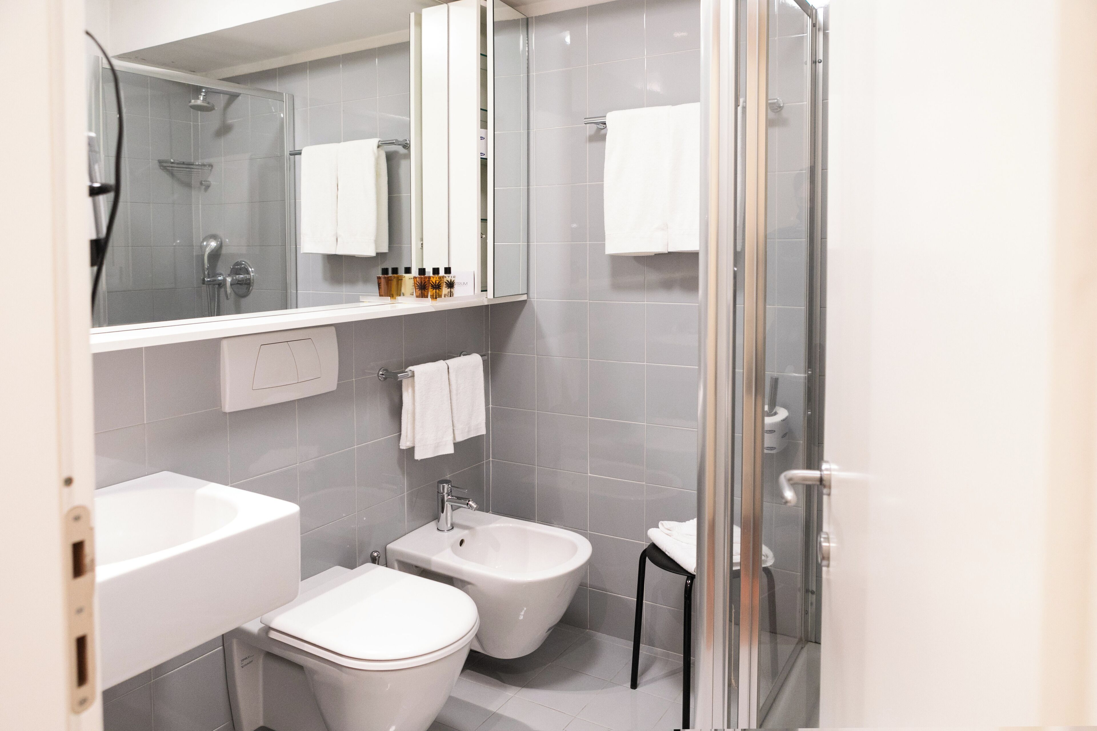 Suite Studio Supérieure, vue ville | Salle de bain
