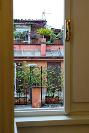 Vue sur la ville depuis l’hébergement