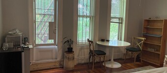 Unicorn Studio - Historic Newburgh near Beacon + Hiking