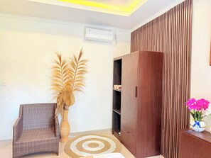 Premium bedding, minibar, in-room safe, rollaway beds