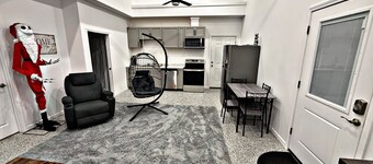 Countryside Duplex 2 Bedroom 1.5 bath Family Friendly