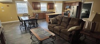 2 bedroom nestled in the woods