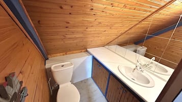 House | Bathroom