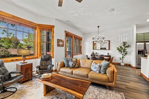 Smart-TV, peis, stereoanlegg og PC-skjermer