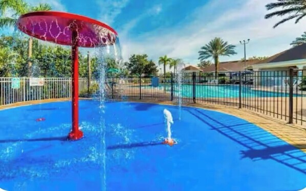 Piscina all'aperto