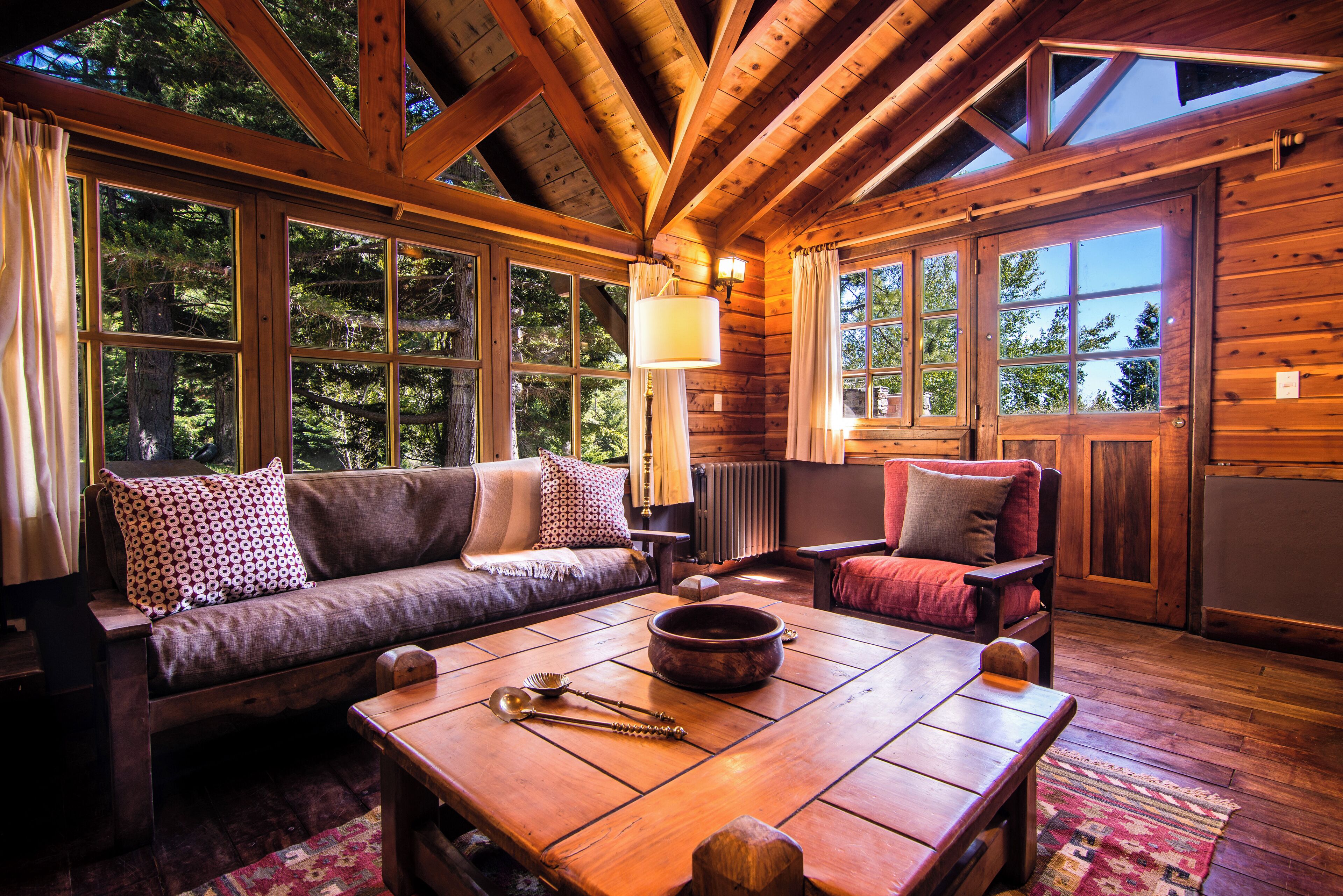 House, 4 Bedrooms, Patio, Mountain View | Living area | 50-inch Smart TV with cable channels, fireplace, Netflix