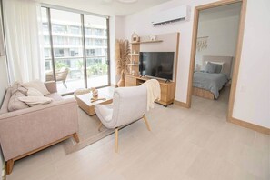 Een strijkplank/strijkijzer, gratis wifi, beddengoed