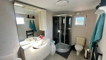 House | Bathroom