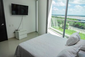 3 chambres, fer et planche à repasser, draps fournis