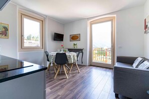 Apartment | Living room