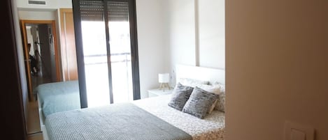 2 室のベッドルーム、WiFi、ベッドシーツ