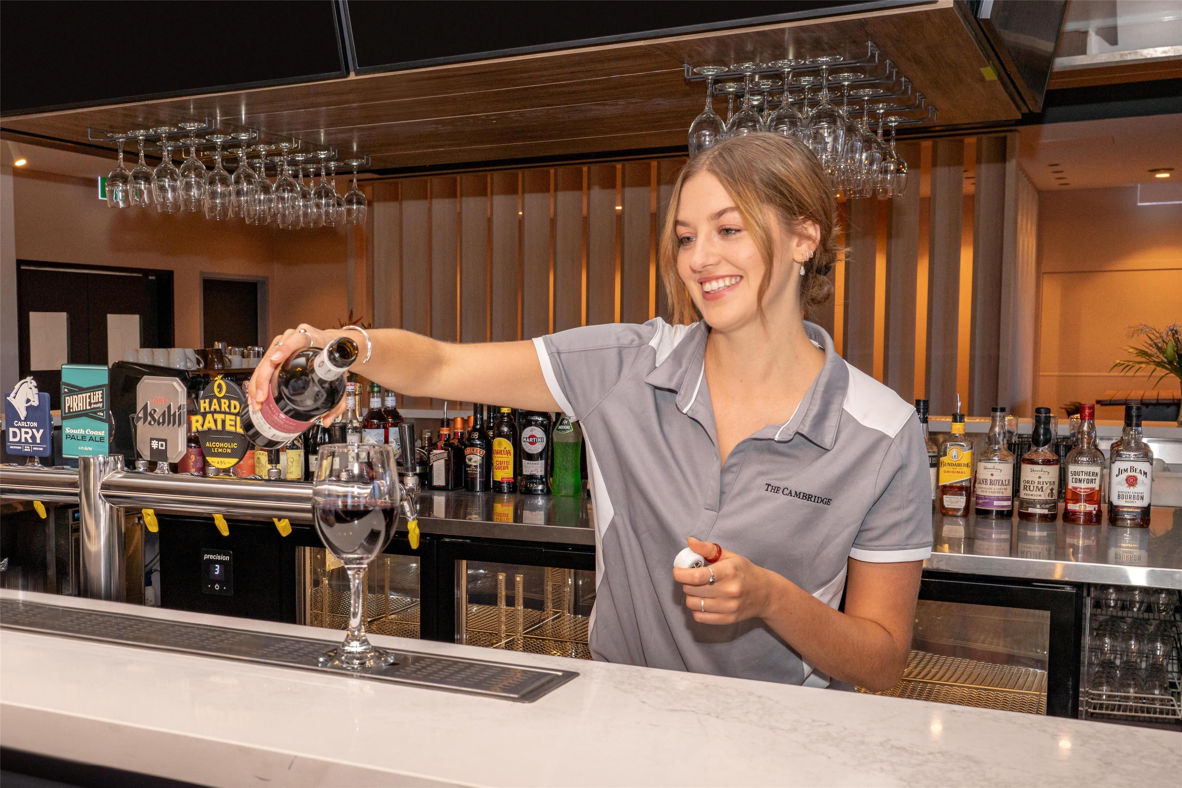 Bar (in der Unterkunft)