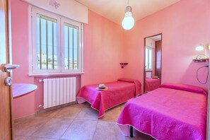 Appartement | 2 chambres, ameublement personnalisé, draps fournis