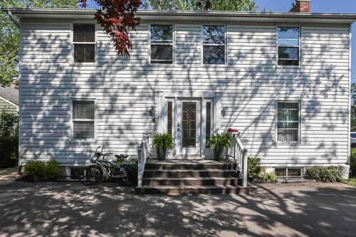 Niagara-on-the-Lake Bernard Shaw Room!