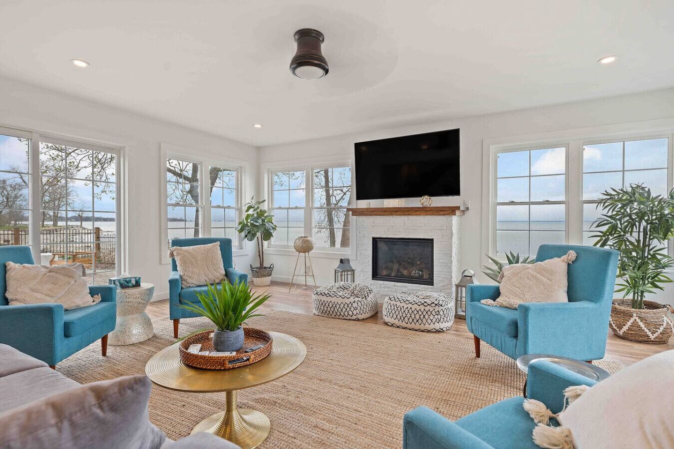 Smart-TV, peis og stereoanlegg