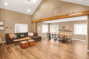 Smart TV, fireplace, video games