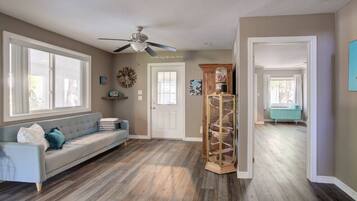 Smart TV, fireplace, video games