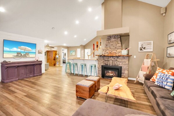 Smart TV, fireplace, video games