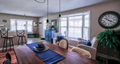 Merlot Room in Old Town. Furnished $1200/month